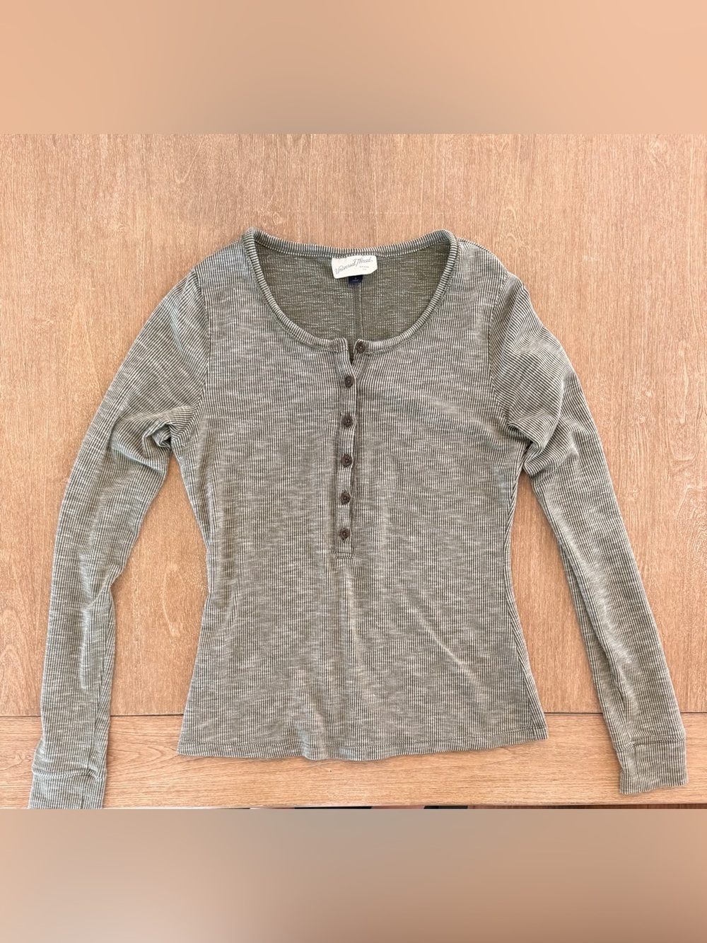 Universal Thread Women’s Small Olive Green Ribbed Henley Long Sleeve Top